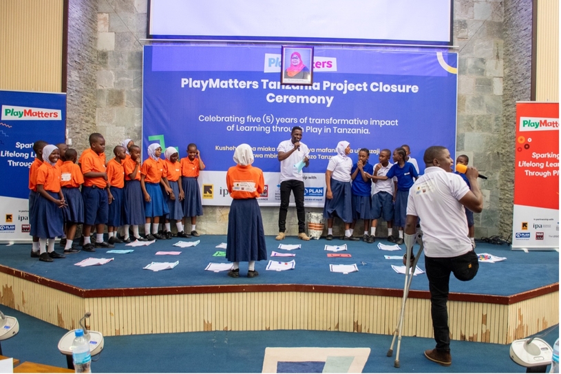 Students participating in a play activity during an LtP session led by champion teachers at the event.